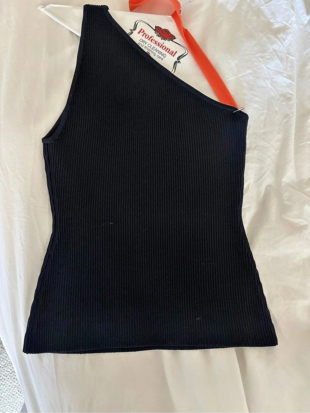 Aritzia Babaton Sculpt Knit One-Shoulder Tank Black Medium